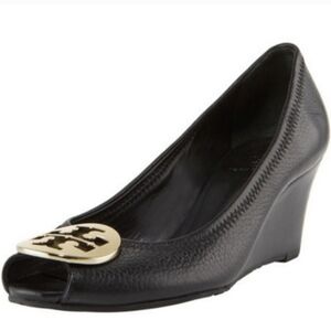 Tory Burch Sally 2 Black Leather Peep Toe Wedges Heels Size 7.5